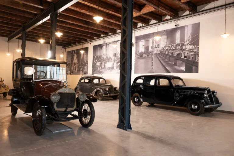 hala muzeul skoda (2)
