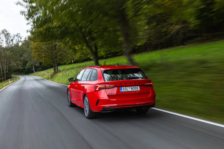 Skodas-octavia-rs12