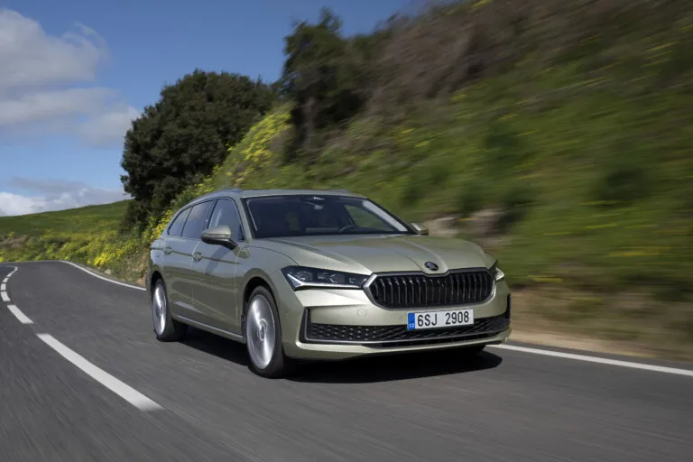 Škoda Superb Combi (2023)